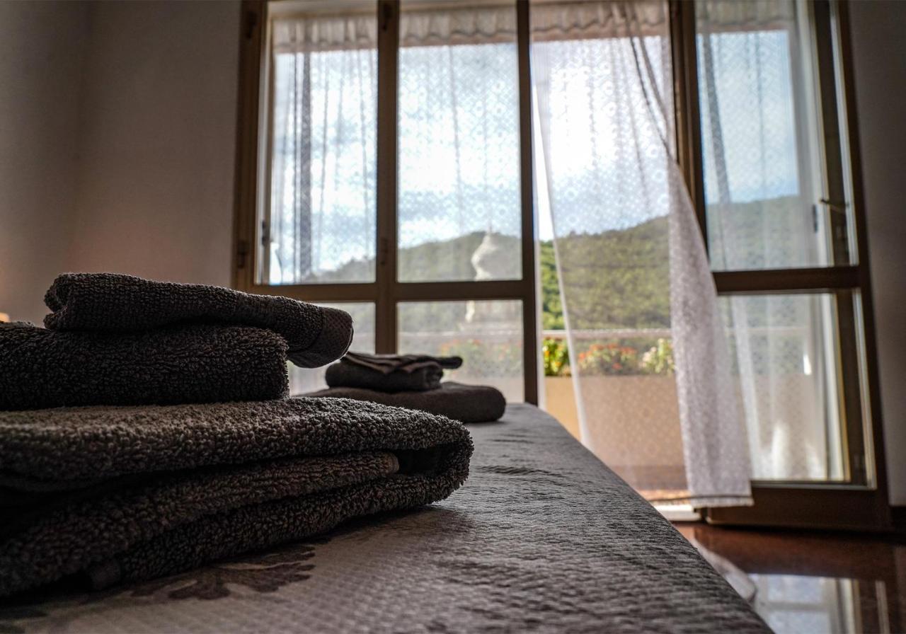 Agriturismo La Rocca San Bartolomeo Al Mare Ngoại thất bức ảnh